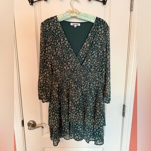 Mimi Chica Green Floral Long Sleeve Dress